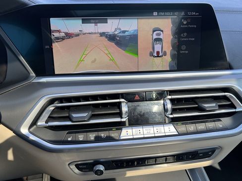 Used 2022 BMW X5 sDrive40i w/ Parking Assistance Package image 13