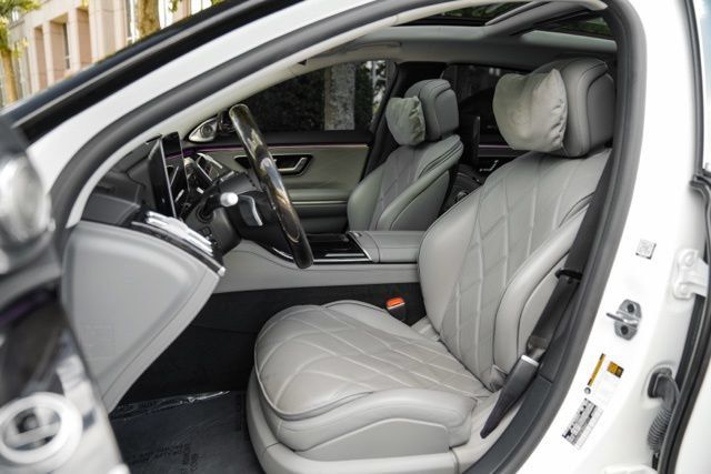 Used 2021 Mercedes-Benz Maybach S 580 4MATIC image 37