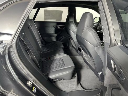 New 2026 Audi RS Q8 performance image 11