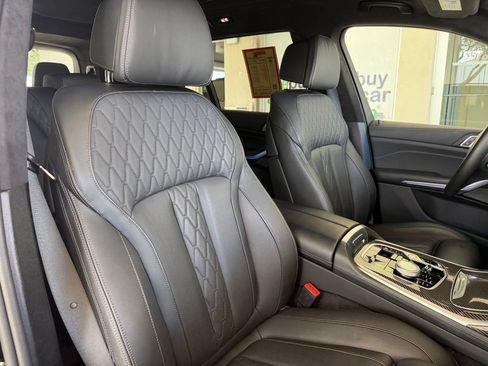 Used 2026 BMW X7 M60i AWD/4WD image 24