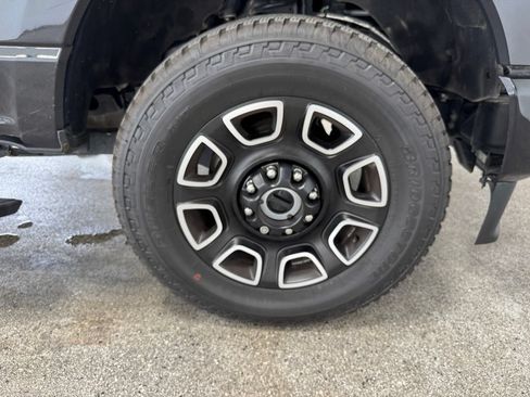 Used 2024 Ford F250 Platinum AWD/4WD image 26