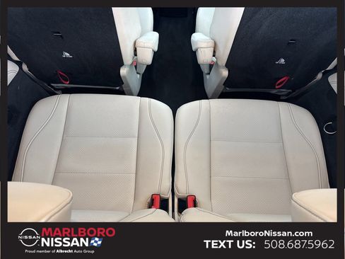 Used 2022 Mercedes-Benz GLS 450 4MATIC image 16