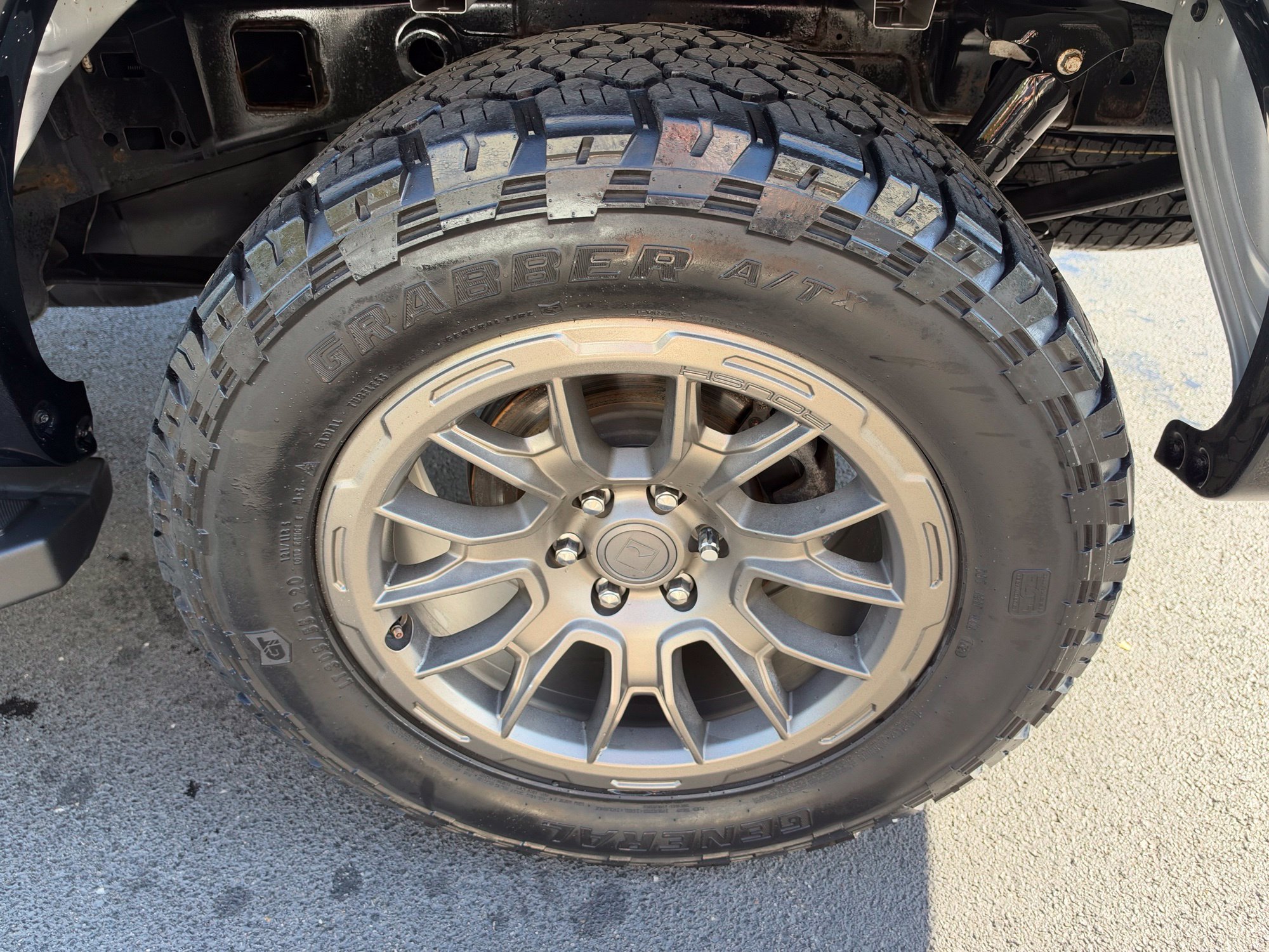 Used 2021 Ford F150 XLT w/ Equipment Group 302A High AWD/4WD image 12