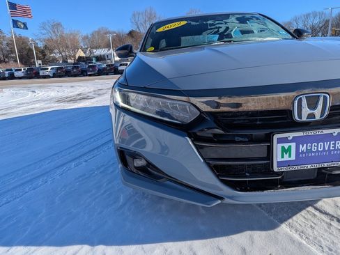Used 2022 Honda Accord Sport image 10