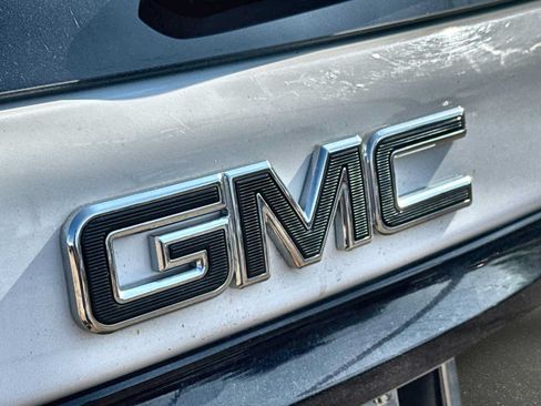 Used 2021 GMC Terrain SLE w/ Driver Convenience Package AWD/4WD image 17