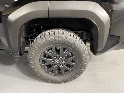 New 2025 Toyota 4Runner SR5 image 23