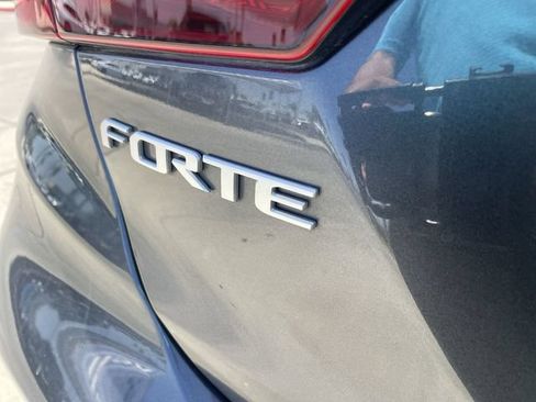 Used 2023 Kia Forte LXS FWD image 29