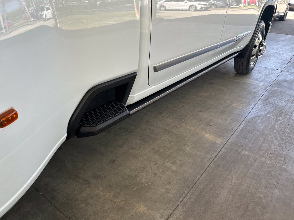 Used 2026 Chevrolet Silverado 3500 High Country w/ Technology Package AWD/4WD image 30