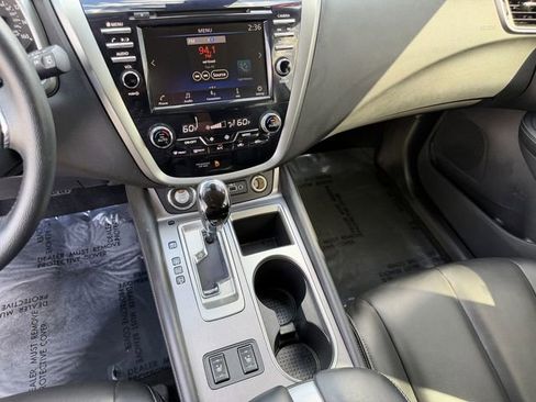 Used 2024 Nissan Murano SV w/ SV Midnight Edition Package image 15