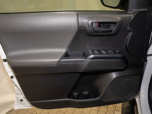 Used 2023 Toyota Tacoma SR image 10