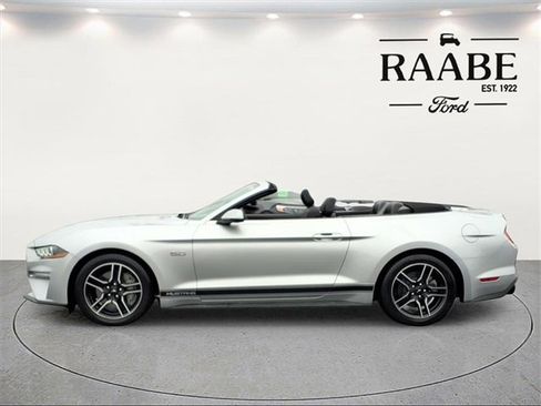 Used 2018 Ford Mustang GT Premium image 4