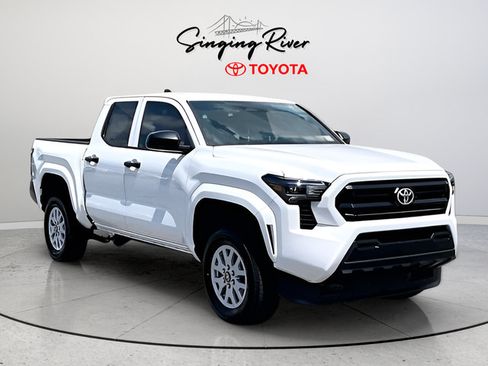 Used 2024 Toyota Tacoma SR AWD/4WD image 1