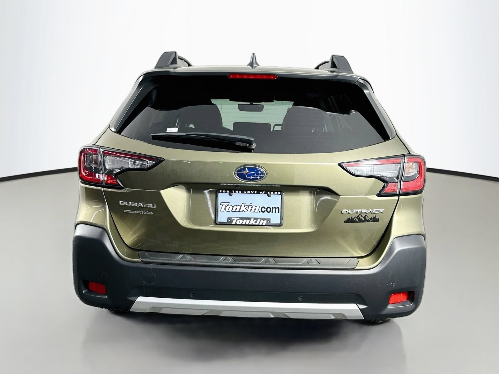 Used 2025 Subaru Outback Limited w/ Popular Package #2 AWD/4WD image 6