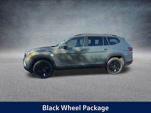 New 2026 Volkswagen Atlas SE image 10