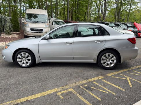 Used 2011 Subaru Impreza 2.5i AWD/4WD image 8