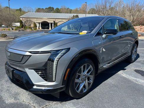Used 2025 Cadillac Optiq Luxury 1 AWD/4WD image 69
