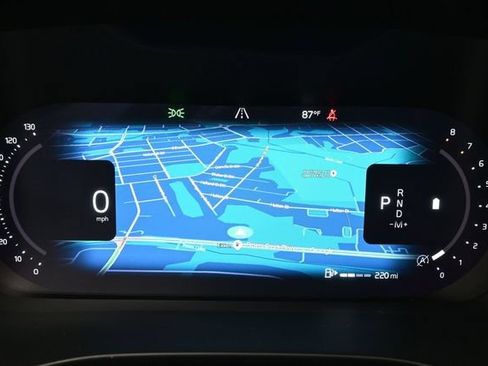 Used 2023 Volvo XC40 B5 Ultimate w/ Protection Package Premier AWD/4WD image 27