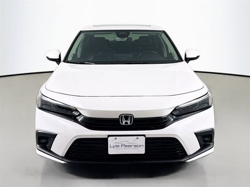 Used 2022 Honda Civic Touring image 6