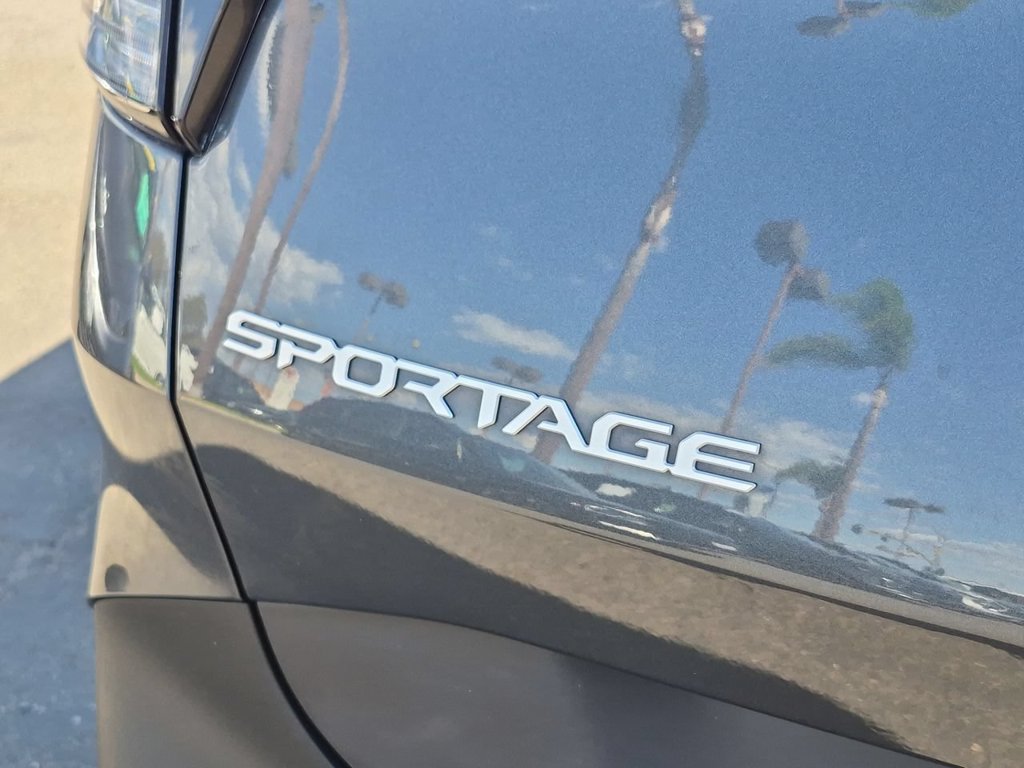 Certified 2023 Kia Sportage LX AWD/4WD image 32