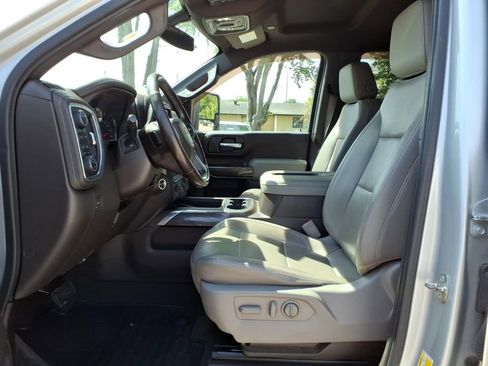 Used 2020 Chevrolet Silverado 2500 LTZ w/ LTZ Plus Package AWD/4WD image 16
