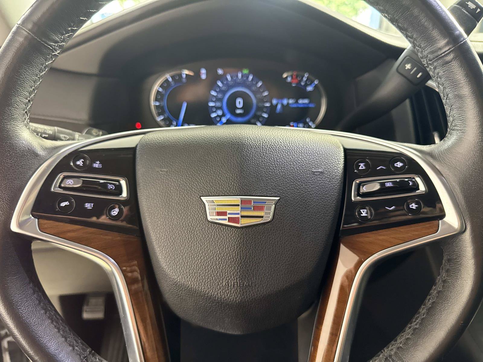 Used 2016 Cadillac Escalade 2WD image 25