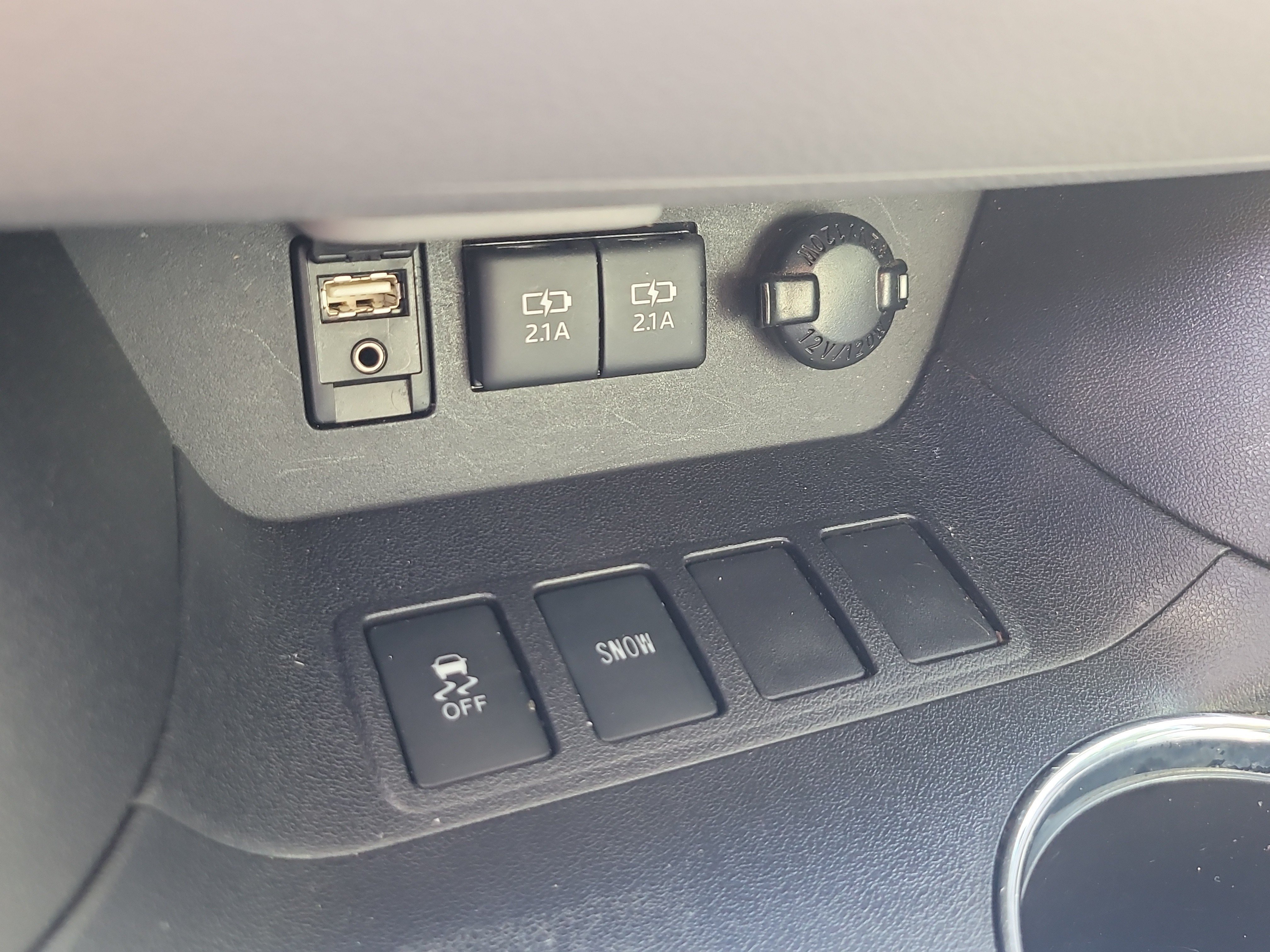 Used 2018 Toyota Highlander Limited FWD image 27