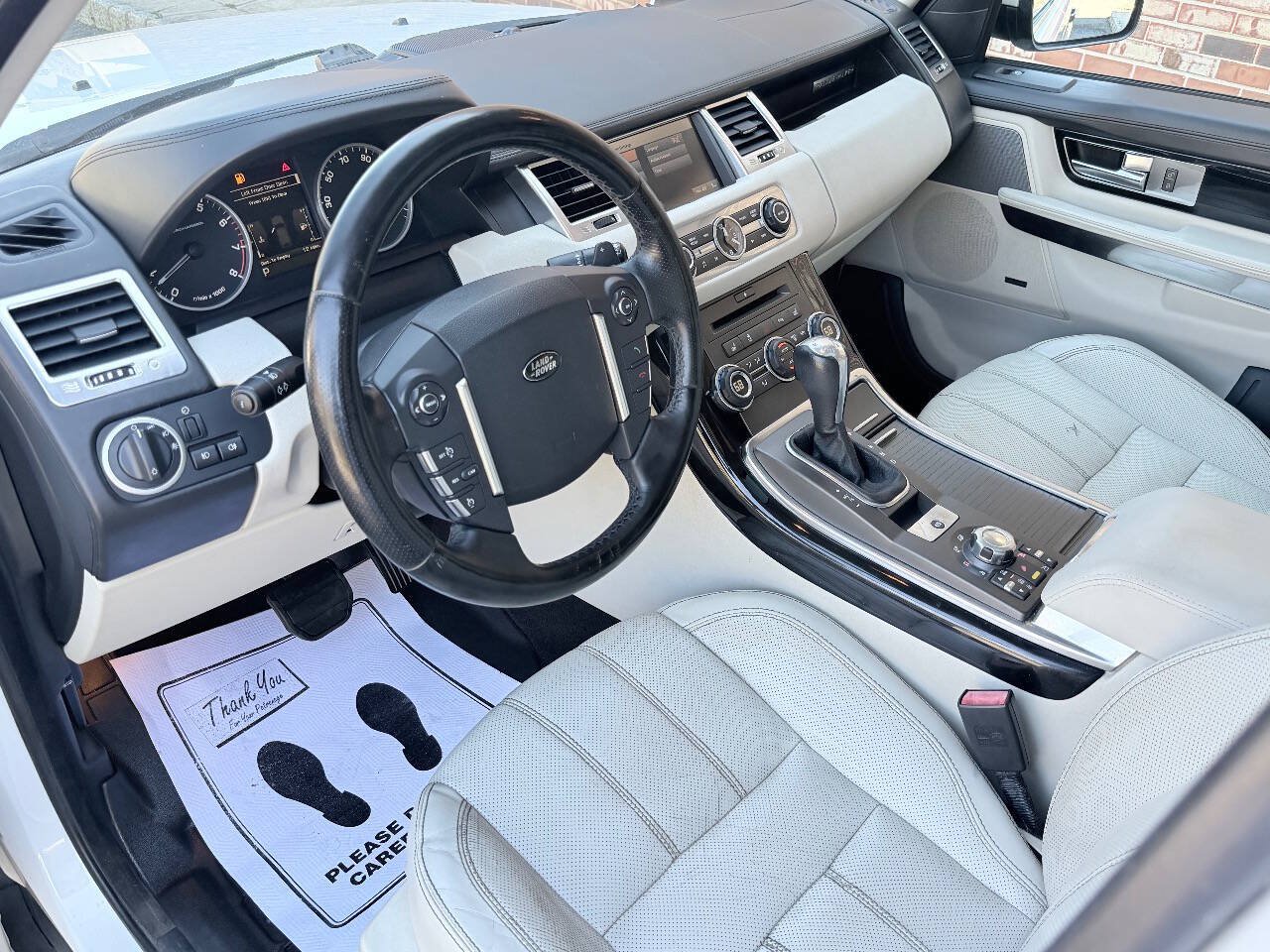 Used 2011 Land Rover Range Rover Sport Supercharged AWD/4WD image 6