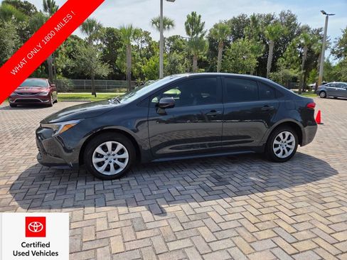 Used 2026 Toyota Corolla LE FWD image 3