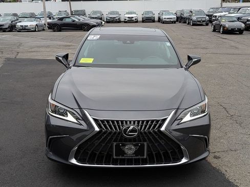 Used 2022 Lexus ES 350 w/ Premium Package FWD image 3