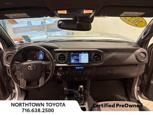 Used 2023 Toyota Tacoma TRD Sport image 6