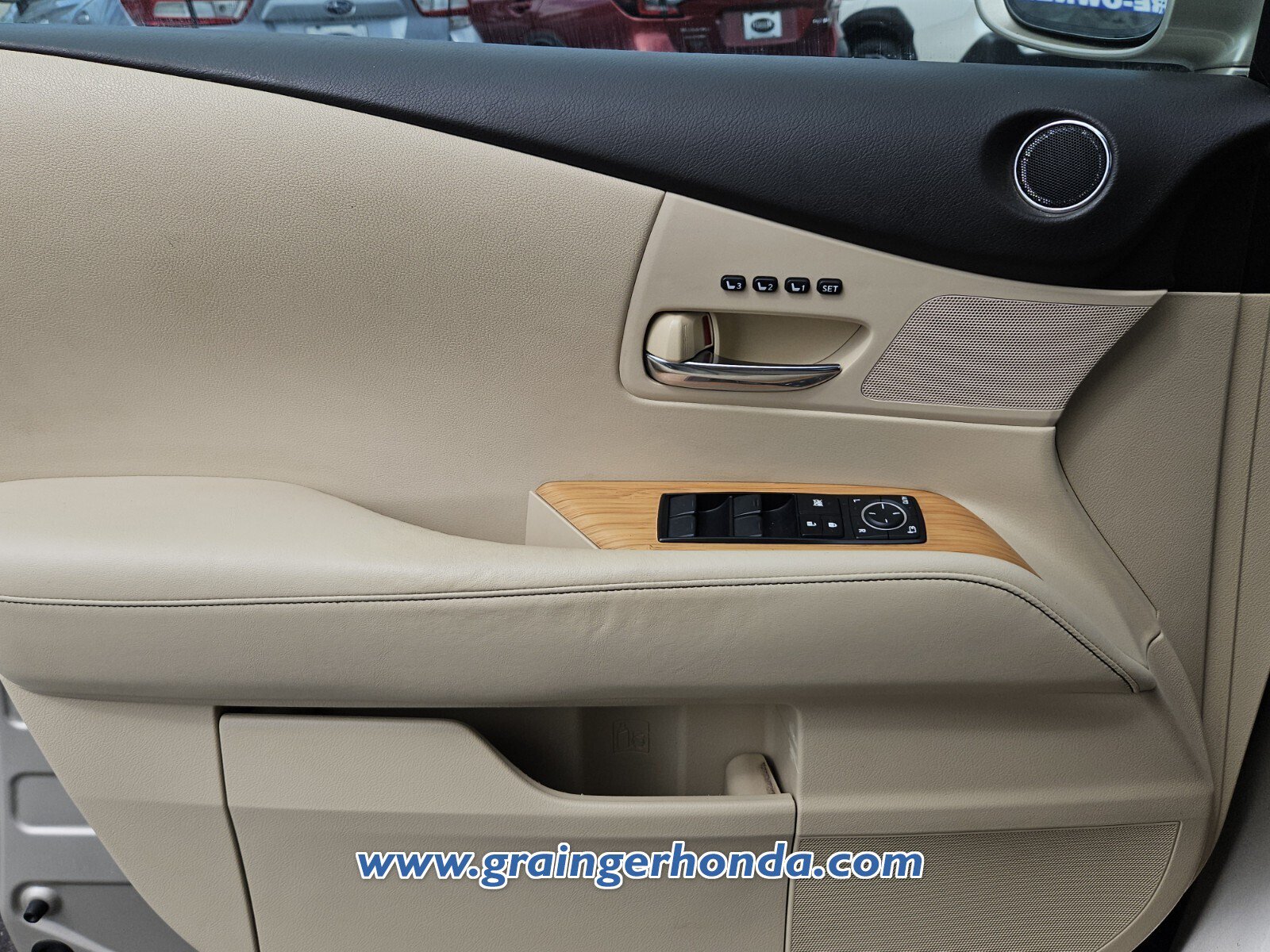 Used 2015 Lexus RX 450h AWD image 24