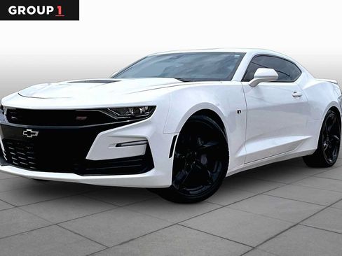 Used 2019 Chevrolet Camaro SS RWD image 1