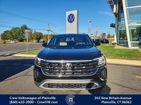 New 2026 Volkswagen Atlas Cross Sport SE image 2