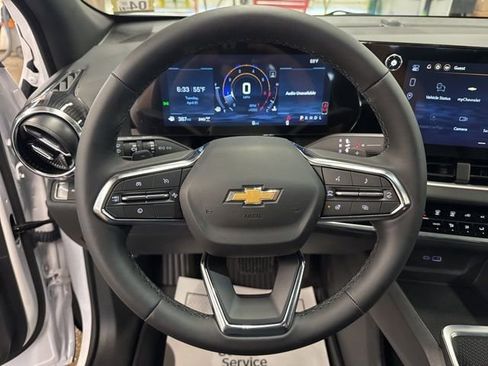 New 2026 Chevrolet Equinox LT AWD/4WD image 12