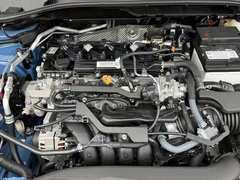 Certified 2026 Toyota Corolla Cross XLE image 36