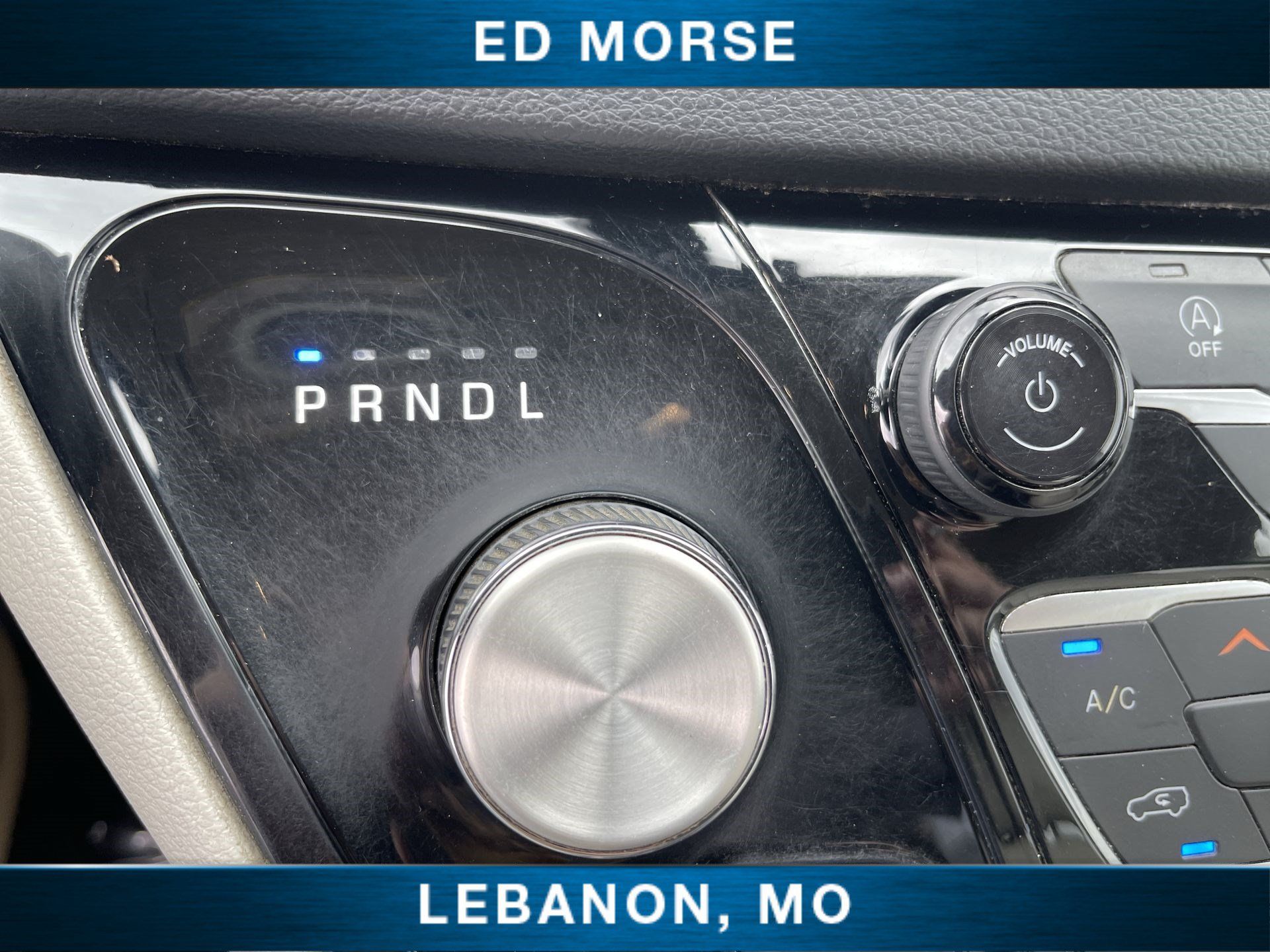 Used 2021 Chrysler Voyager Lxi FWD image 15