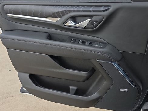 Used 2023 GMC Yukon XL Denali w/ Denali Reserve Package image 28