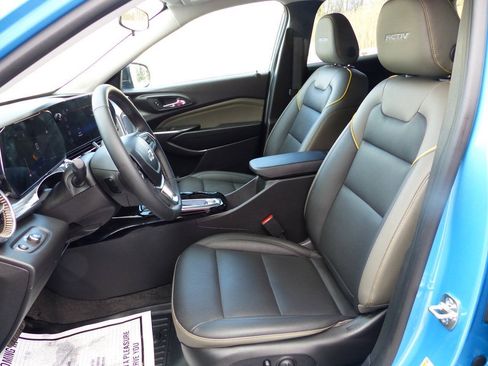 Used 2025 Chevrolet Trax ACTIV w/ Driver Confidence Package FWD image 22