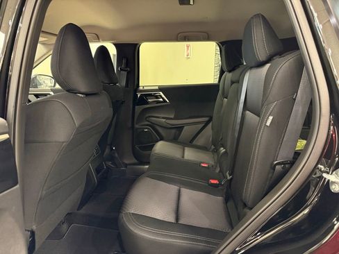 New 2026 Mitsubishi Outlander ES image 20