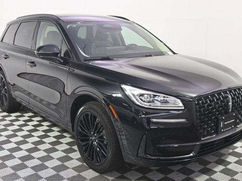 New 2025 Lincoln Corsair Reserve w/ Jet Appearance Package image 8