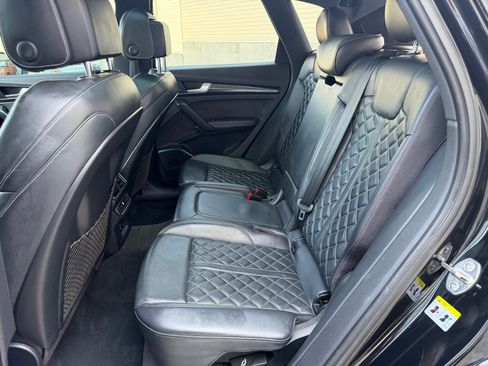 Used 2018 Audi SQ5 Premium Plus w/ Navigation Package AWD/4WD image 23