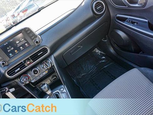 Used 2021 Hyundai Kona SE image 25