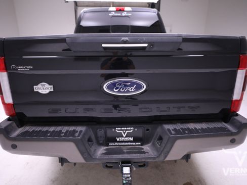 Used 2019 Ford F250 King Ranch w/ King Ranch Ultimate Package image 3