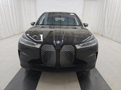 Used 2024 BMW iX xDrive50 AWD/4WD image 2