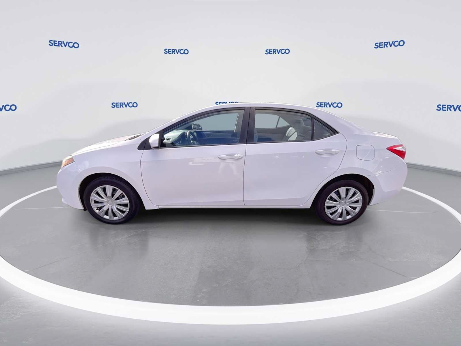 Used 2015 Toyota Corolla LE FWD image 5