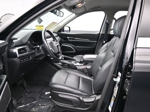 Used 2022 Kia Telluride LX FWD image 11