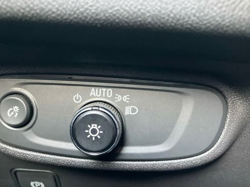 Certified 2023 GMC Terrain SLE w/ Driver Convenience Package image 14