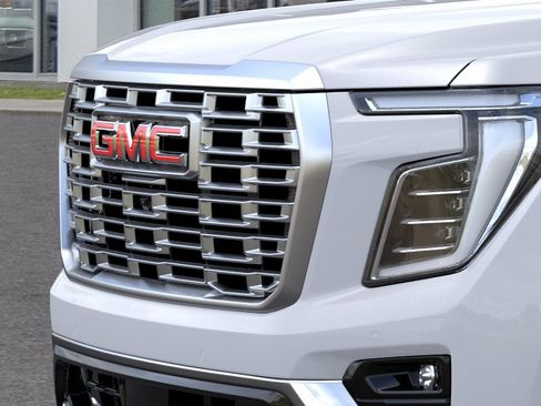 New 2026 GMC Yukon Denali w/ Denali Reserve Package RWD image 13