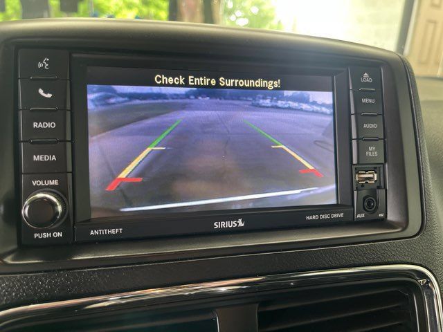 Used 2018 Dodge Grand Caravan SXT FWD image 10