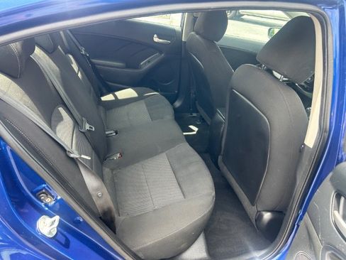 Used 2018 Kia Forte LX FWD image 10